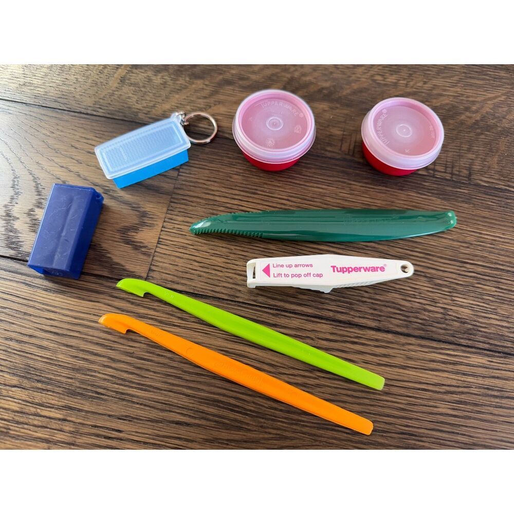 8 piece vintage Tupperware items; 2 smidgets, peelers, Lift to Pop Off, and more